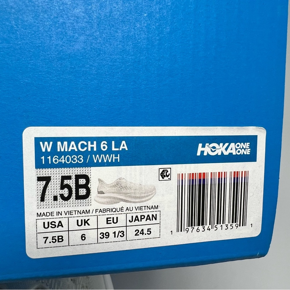 Hoka Mach 6 Running Shoe (flaw)
Size 7:5 - Picture 6 of 8